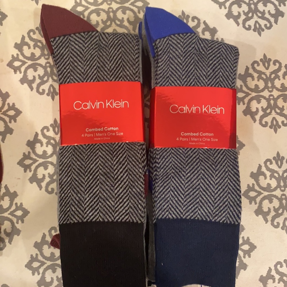 BNWT Calvin Klein combed cotton socks 2 packs (4/pack)
